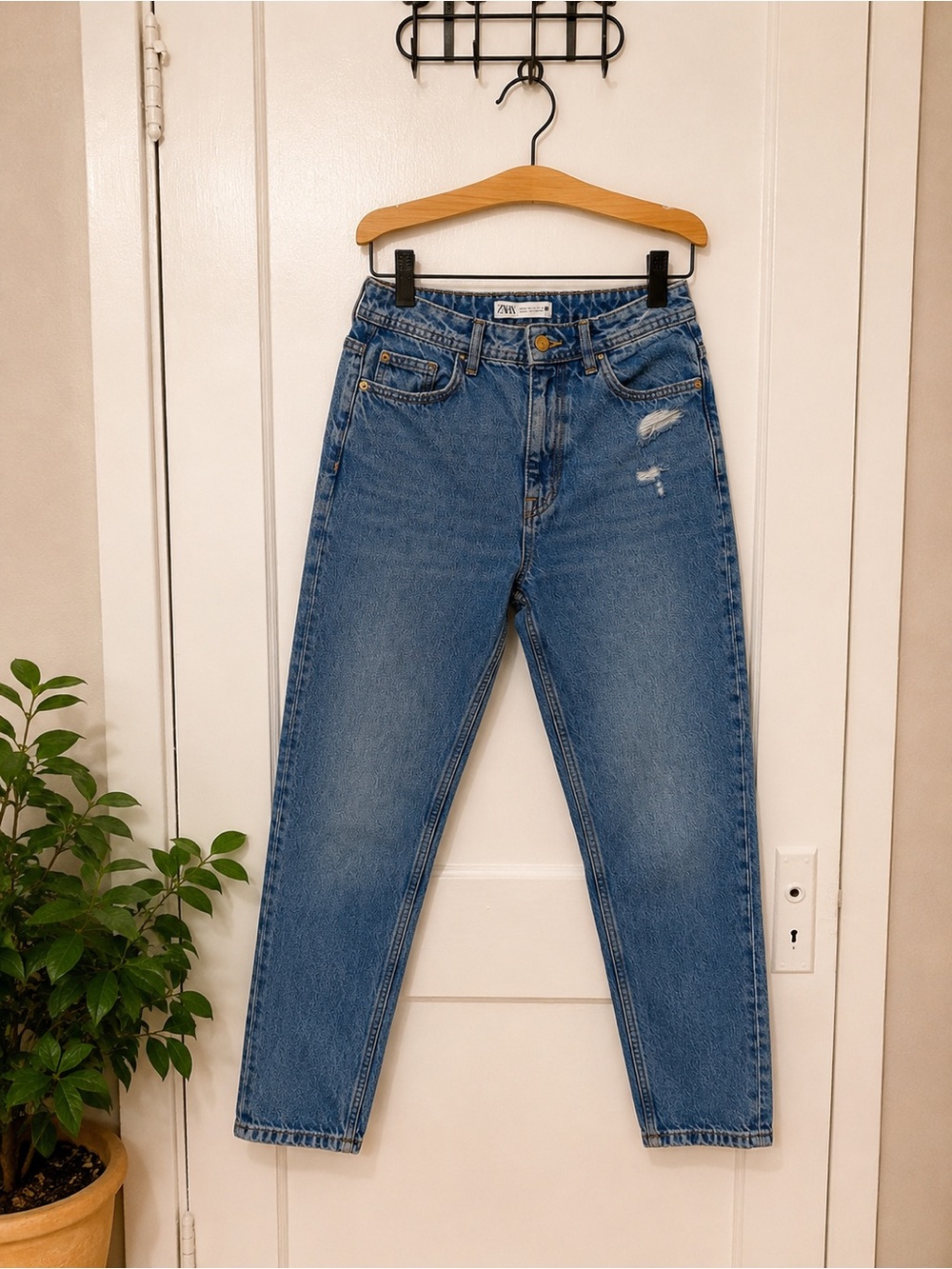 Zara Light-Medium Blue High-Rise Straight Jeans with Subtle Distress